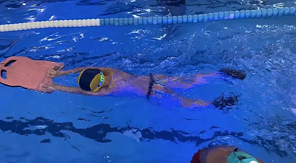 kagithane-fen-bilimleri-cocuk-yuzme-kursu-2