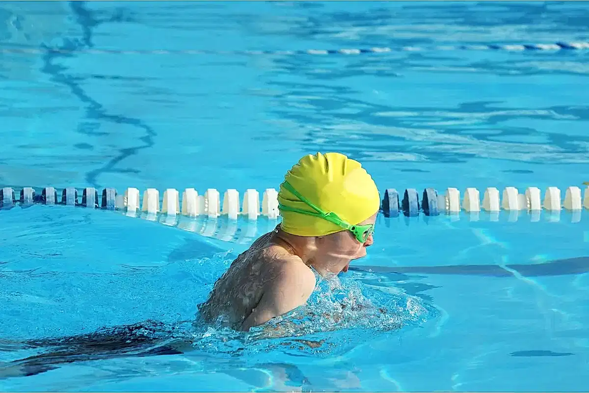 kurbağalama yüzme nedir